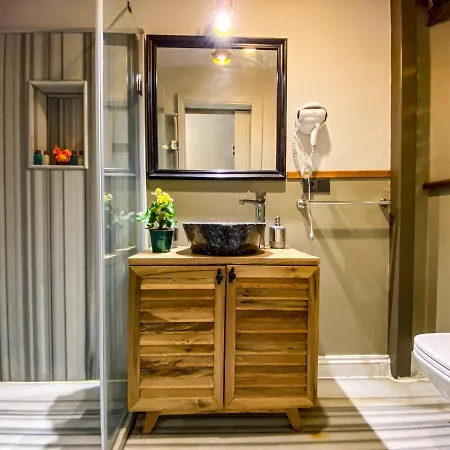 아파트 The Istanbuller